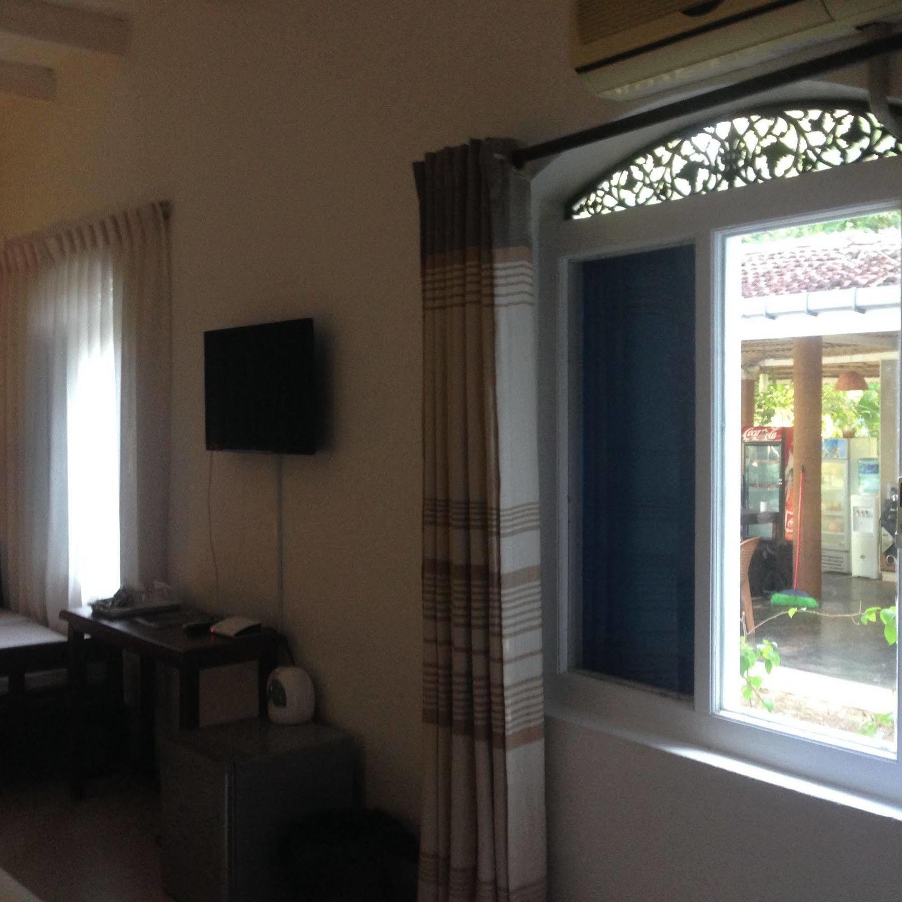 Hotel Fire Dragon Hideaway Negombo Exterior foto